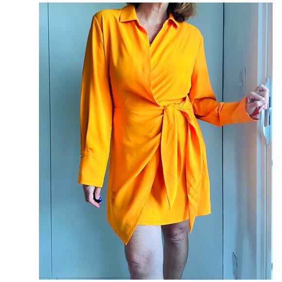 House of Harlow 1960 Orange Mini Wrap Dress Long Sleeve happy Fun Statement - Picture 1 of 7